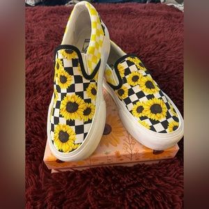 Sunflower platform vans •pre loved in good condition •